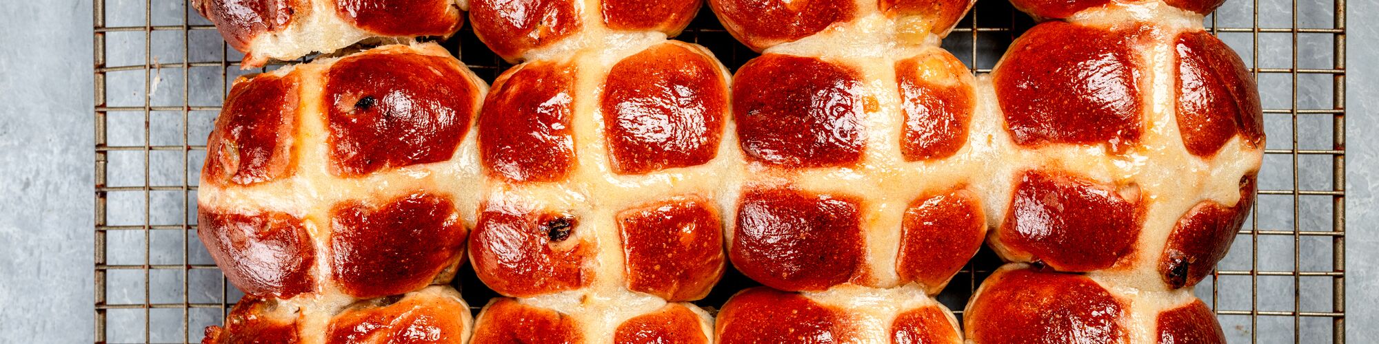 Vegan Hot Cross Buns