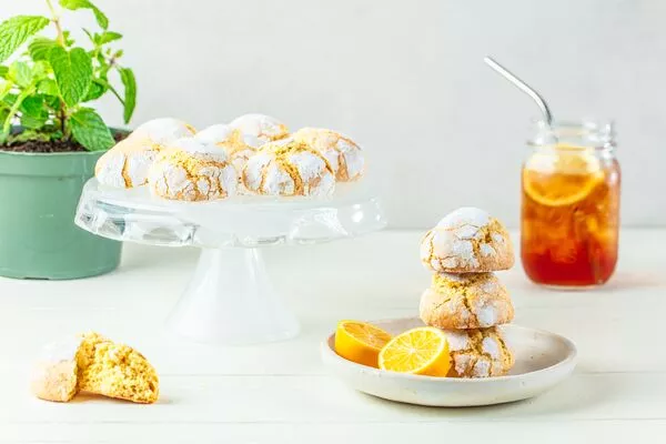 Web_Recipe_Description_Image-Meyer Lemon Crinkle Cookies 09.jpg