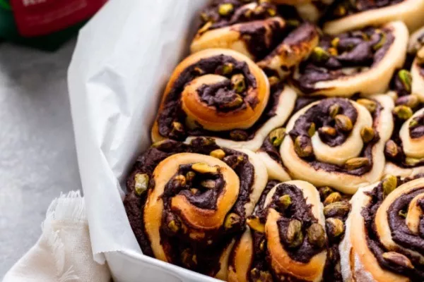 Vegan Chocolate Pistachio Sweet Rolls