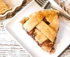 Blackberry Peach Lattice Pie