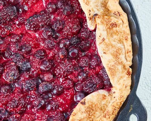 Grilled Mixed Berry Pie